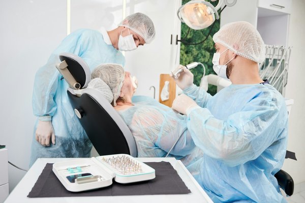 Découvrez le calot dentiste noir pour un style professionnel